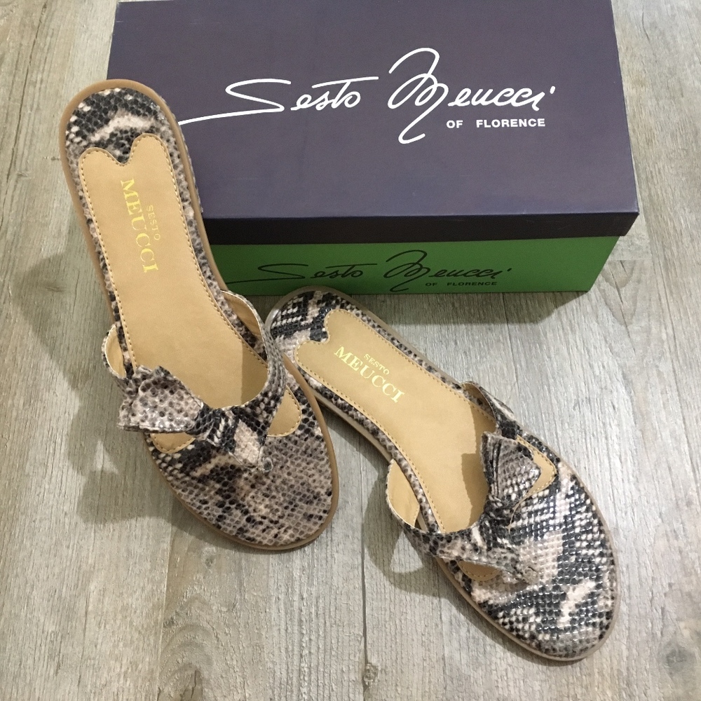 Sesto Meucci Snake Print Thong Sandals NWT